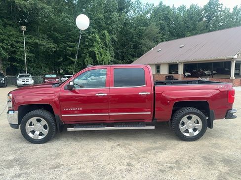 Used 2018 Chevrolet Silverado 1500 LTZ w/ Sport Package image 8