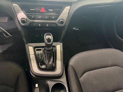 Used 2018 Hyundai Elantra SEL image 28