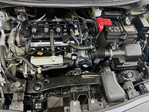 Used 2025 Nissan Versa SV FWD image 33