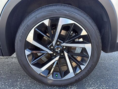 Used 2024 Mitsubishi Outlander SE Black Edition image 10