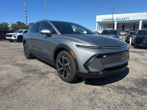 New 2026 Chevrolet Equinox EV LT image 1