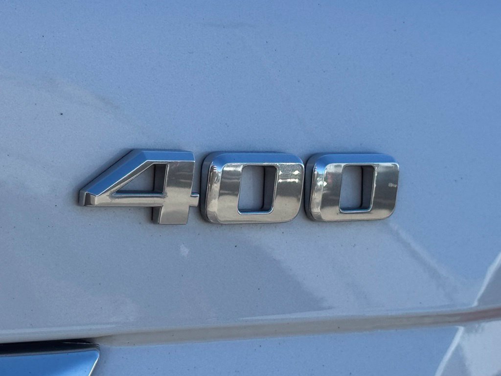 Certified 2025 Cadillac XT5 Premium Luxury FWD image 11