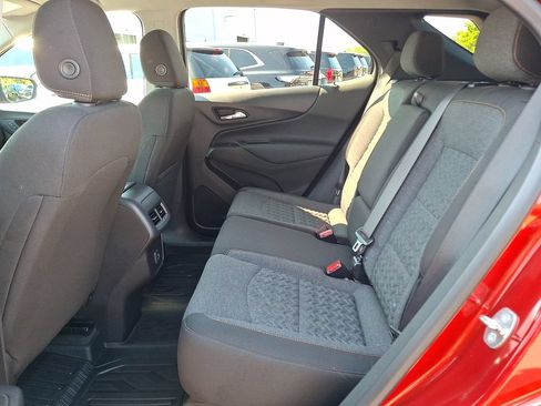 Used 2023 Chevrolet Equinox LT FWD image 13