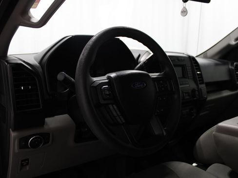Used 2017 Ford F150 XL w/ Equipment Group 101A Mid AWD/4WD image 12