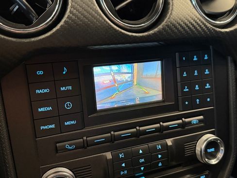 Used 2017 Ford Mustang Coupe image 12