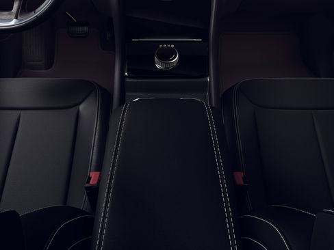 New 2026 Jeep Grand Cherokee L 4WD image 4