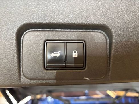 Certified 2023 Nissan Rogue Platinum AWD/4WD image 26