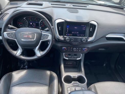 Used 2022 GMC Terrain SLT w/ Infotainment Package II image 13