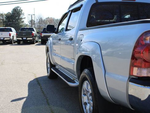 Used 2006 Toyota Tacoma PreRunner image 30