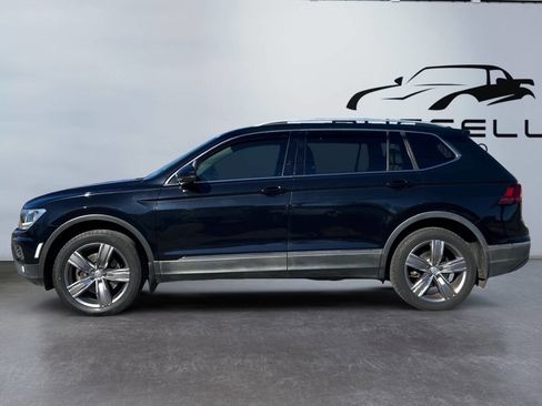 Used 2020 Volkswagen Tiguan SEL image 2