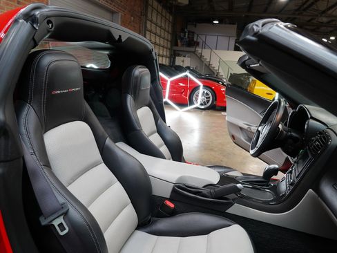 Used 2011 Chevrolet Corvette Grand Sport w/ Preferred Equipment Group image 44