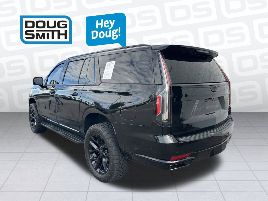 Used 2022 Cadillac Escalade ESV Sport AWD/4WD image 5