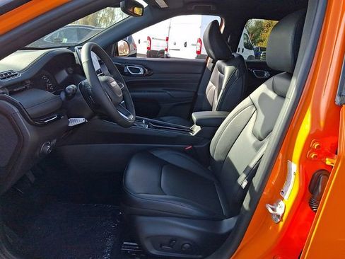 New 2026 Jeep Compass Limited image 11