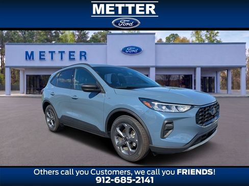 Used 2026 Ford Escape ST-Line w/ Tech Pack #1 FWD image 1