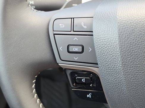 Certified 2026 Toyota Camry SE w/ Convenience Package FWD image 16