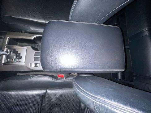 Used 2021 Toyota 4Runner Limited image 21