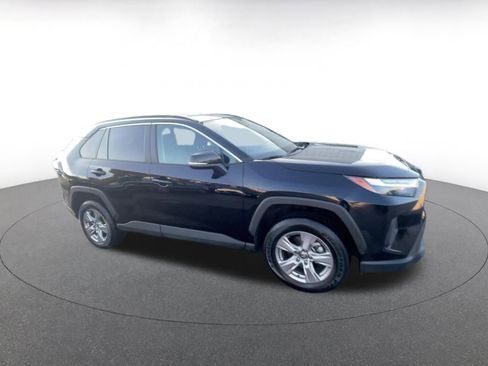 Used 2025 Toyota RAV4 XLE w/ Convenience Package image 2