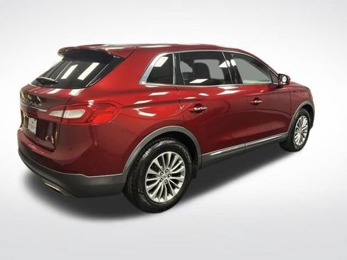 Used 2017 Lincoln MKX Select w/ Select Plus Package FWD image 5