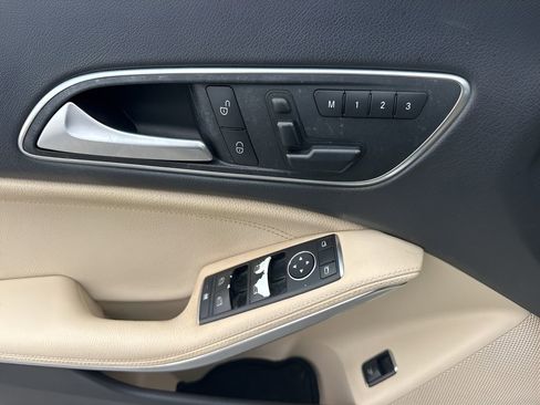 Used 2016 Mercedes-Benz CLA 250 CLA 250 image 25