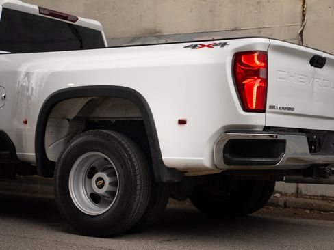 Used 2023 Chevrolet Silverado 3500 W/T w/ WT Fleet Convenience Package AWD/4WD image 8