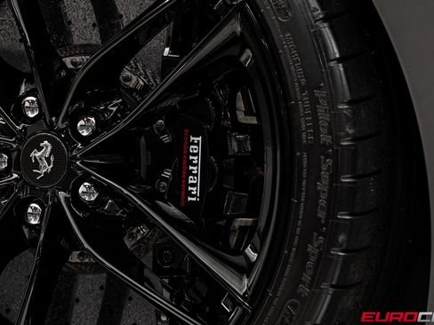 Used 2018 Ferrari 488 GTB RWD image 27