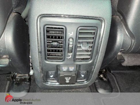 Certified 2020 Jeep Grand Cherokee Limited w/ Luxury Group II image 36