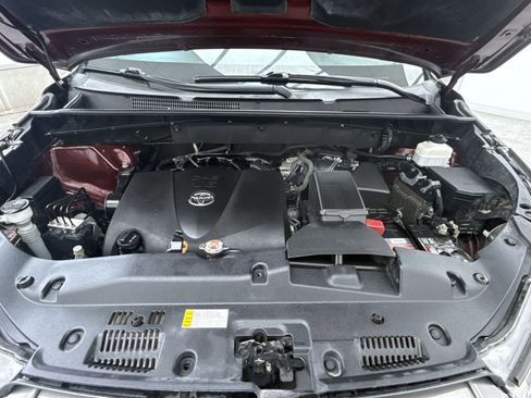 Used 2019 Toyota Highlander Limited AWD/4WD image 43
