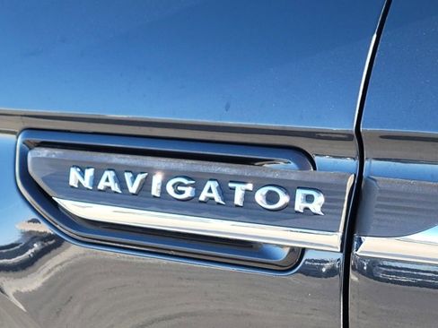 Certified 2023 Lincoln Navigator 4WD image 14
