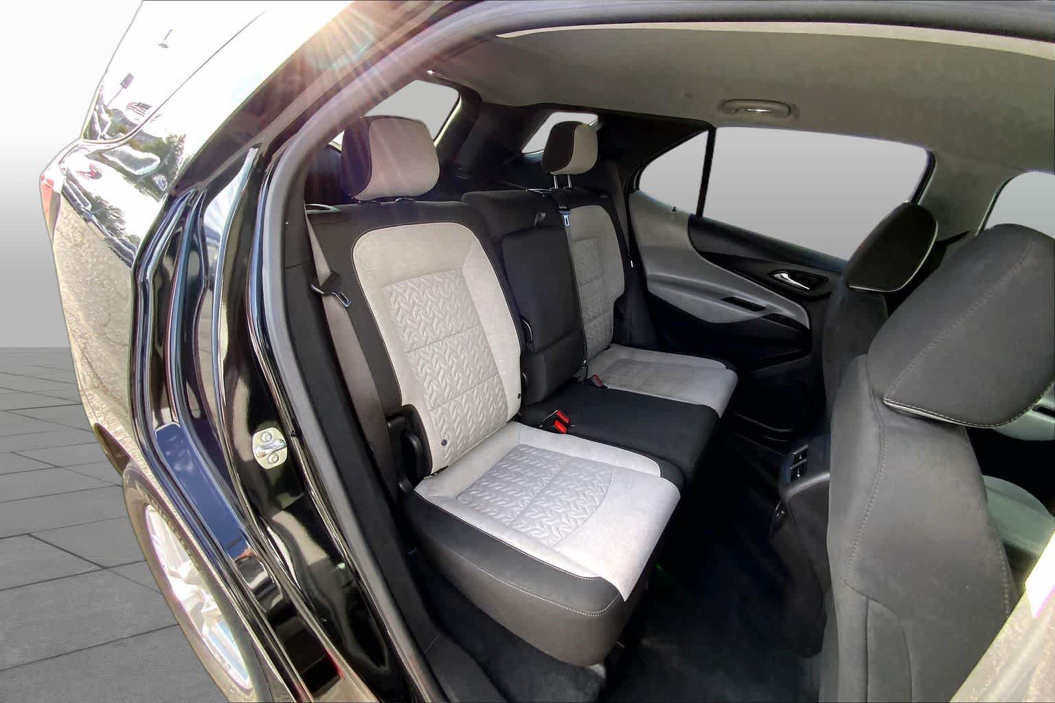 Used 2024 Chevrolet Equinox LS FWD image 19