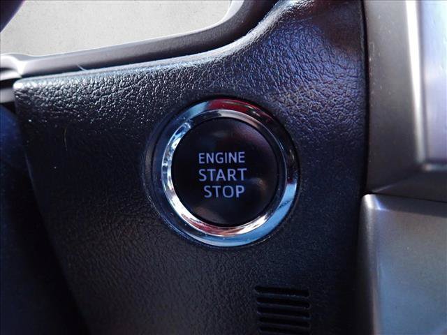 Used 2021 Toyota 4Runner SR5 Premium w/ Moonroof Package AWD/4WD image 25
