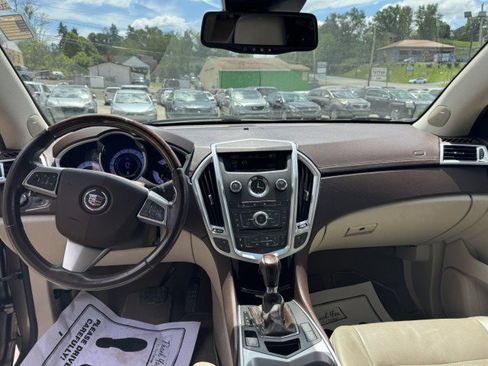 Used 2011 Cadillac SRX Luxury AWD/4WD image 12