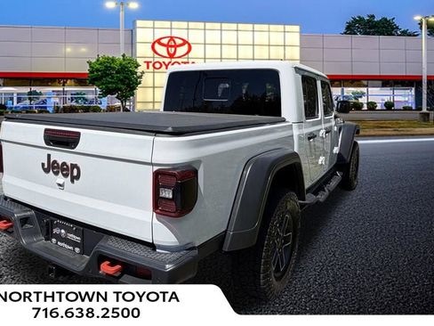 Used 2025 Jeep Gladiator Mojave w/ Safety Group AWD/4WD image 26