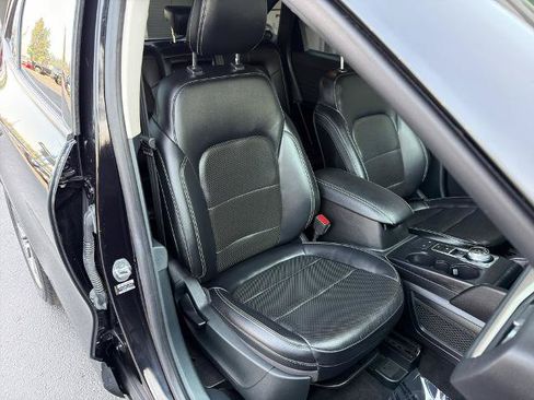 Certified 2022 Ford Escape SEL AWD/4WD image 8