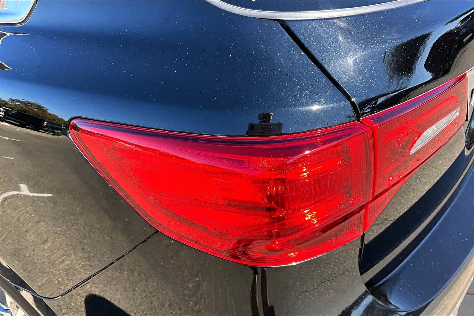 Used 2020 Acura MDX FWD image 28
