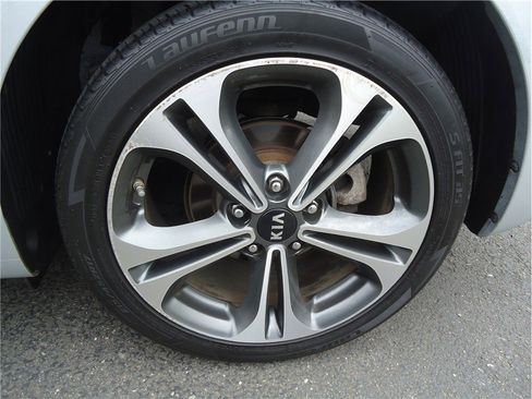 Used 2016 Kia Forte EX w/ EX Premium Package image 30