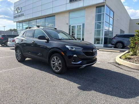 Used 2021 Buick Encore GX Essence w/ Advanced Technology Package AWD/4WD image 1