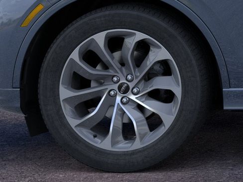 New 2026 Lincoln Aviator AWD w/ Jet Appearance Package image 19