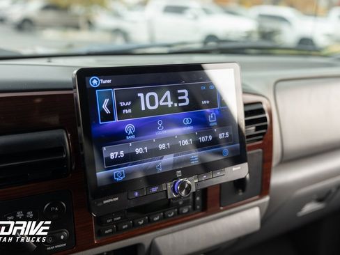 Used 2006 Ford F250 Lariat image 33