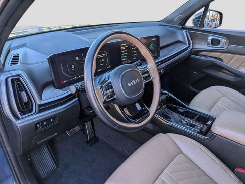 Certified 2024 Kia Sorento SX Prestige w/ Olive Brown Leather Package image 14