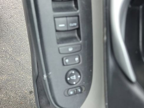 Used 2021 Honda CR-V LX image 12