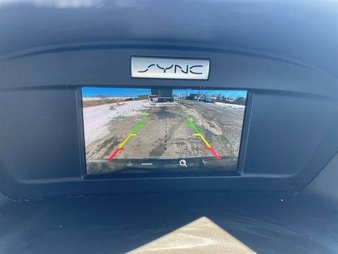 Used 2017 Ford Escape SE w/ SE Sport Appearance Package image 20