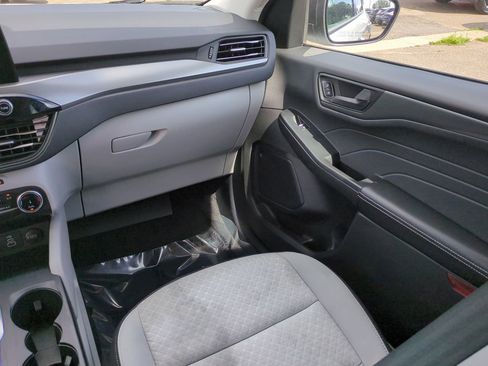 Used 2025 Ford Escape Active FWD image 17