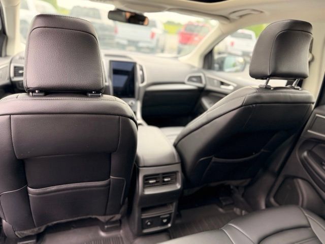 Certified 2023 Ford Edge SEL AWD/4WD image 14