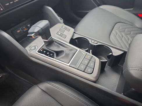 New 2026 Kia Sportage X-Line image 25