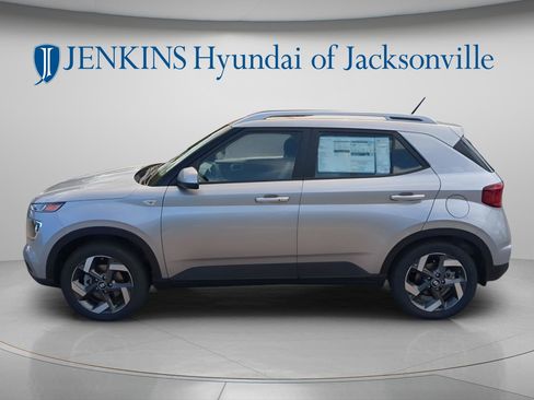 New 2026 Hyundai Venue SEL FWD image 6