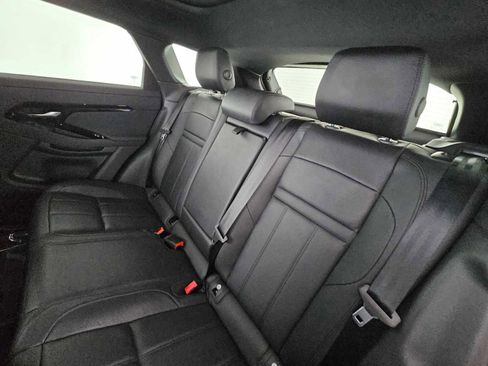 Used 2024 Land Rover Range Rover Evoque Dynamic SE image 17