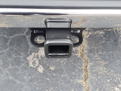 New 2026 GMC Sierra 1500 SLE image 7