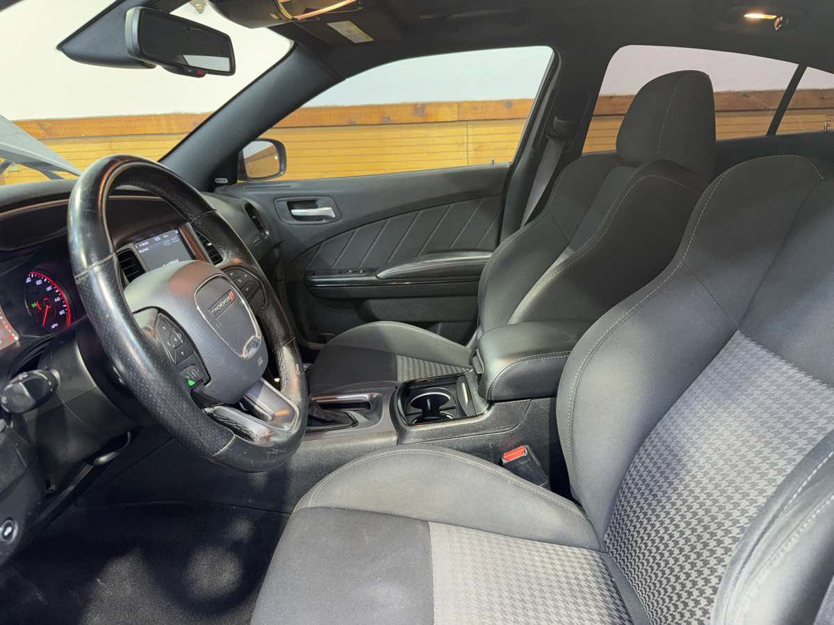 Used 2019 Dodge Charger R/T w/ Driver Confidence Group RWD image 16