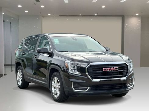 Used 2024 GMC Terrain SLE AWD/4WD image 6