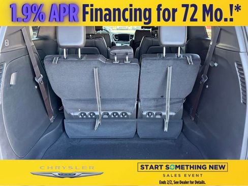 New 2026 Chrysler Pacifica Select image 10